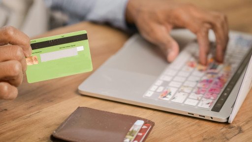 The Comprehensive Guide to Online Payment Systems: Enhancing Your E-commerce Efficiency